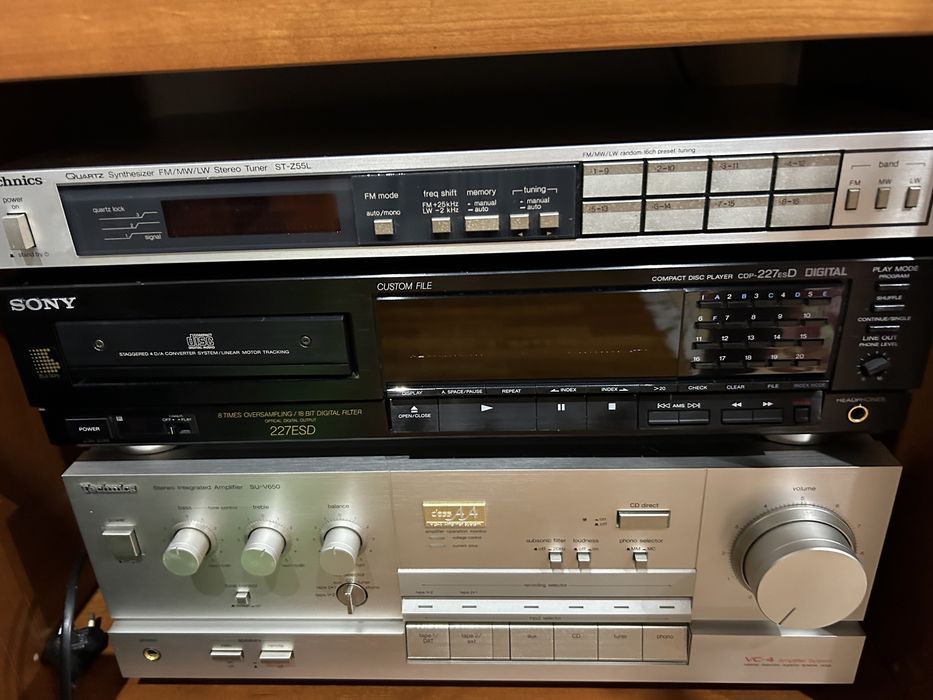 Leitor de CD Sony 227 ESD