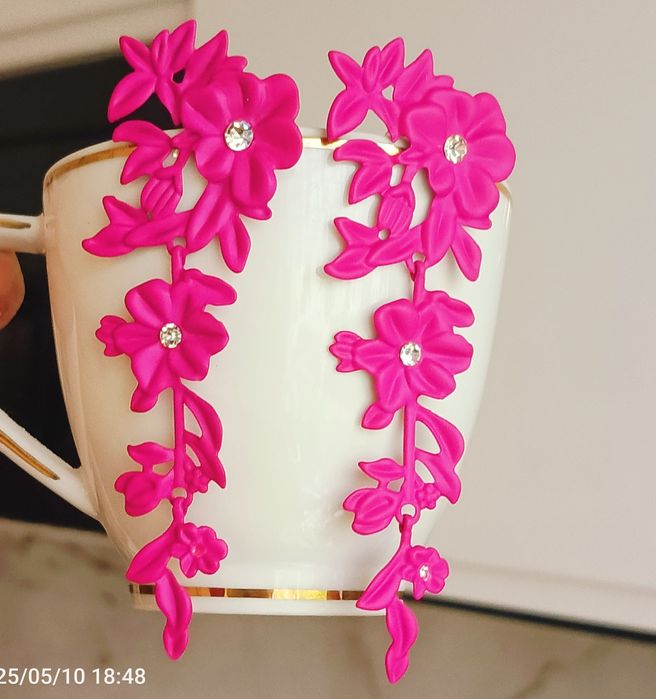 Nowe kolczyki różowe gałązki z cyrkoniami na sztyfty