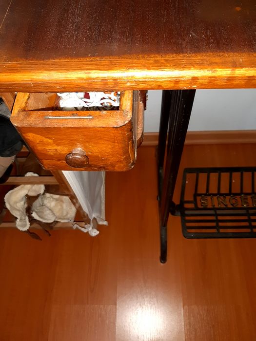 Maquina costura Singer