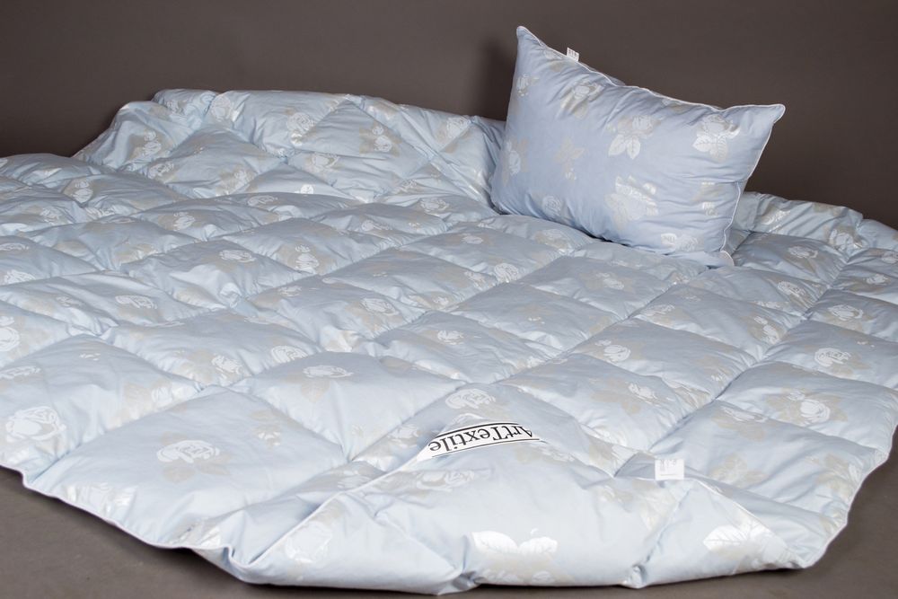 Пуховые одеяла (Натуральный 100% пух) Бесплатная доставка!