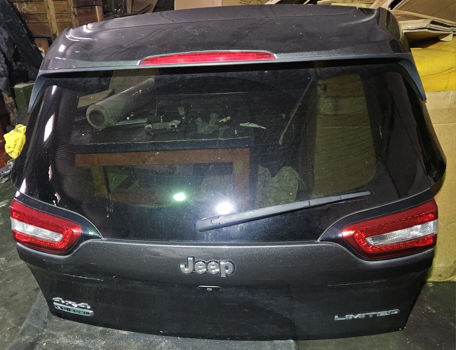 Jeep Cherokee KL tylna klapa bagażnika