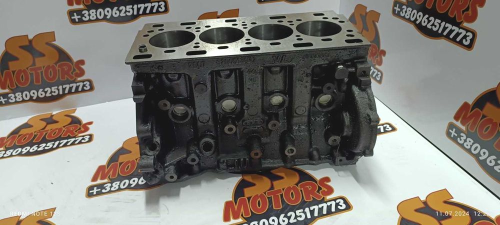 Блок двигуна 2.5 DCI RENAULT MASTER II Рено Мастер 2 2,5 DCI STD