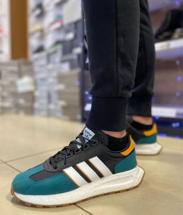 Оригінальні кросівки Adidas Retropy E5 GW0556