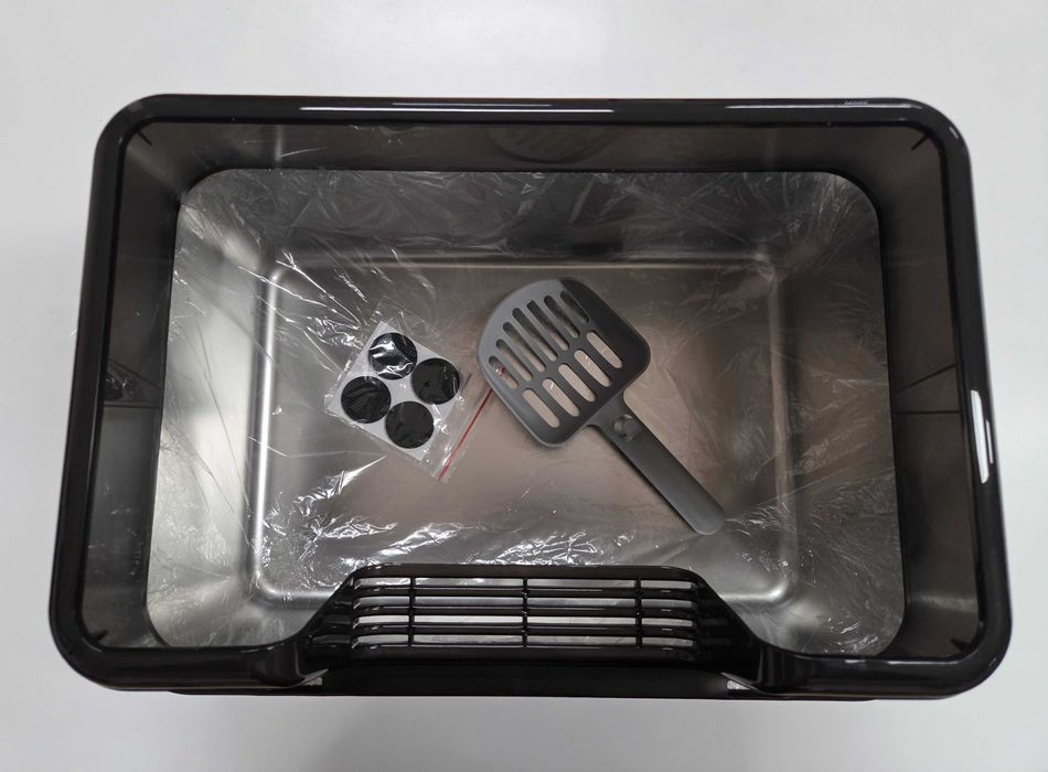 Caixa de areia em inox para gatos