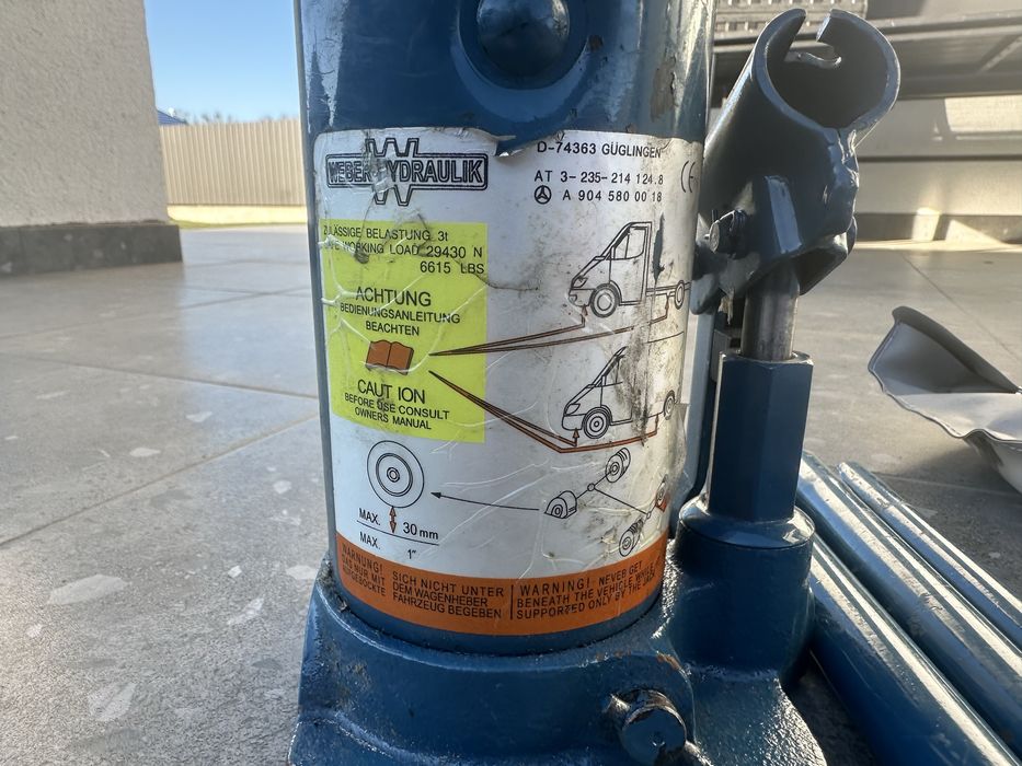 Оригінальний гідравлічний домкрат sprinter 903-907