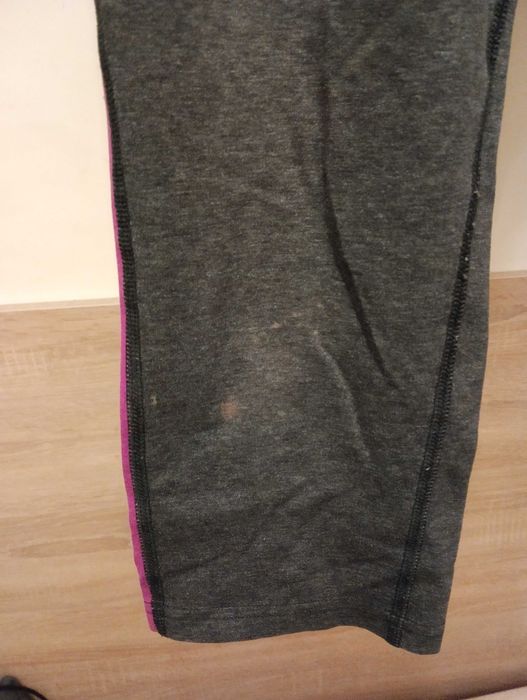 Szare leginsy Nike rozmiar L