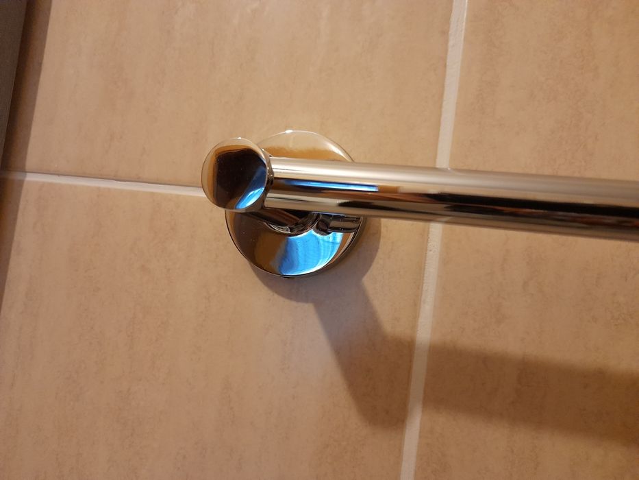 Vendo 1 toalheiros aço inox