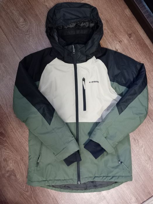 Курточка осінь-весна