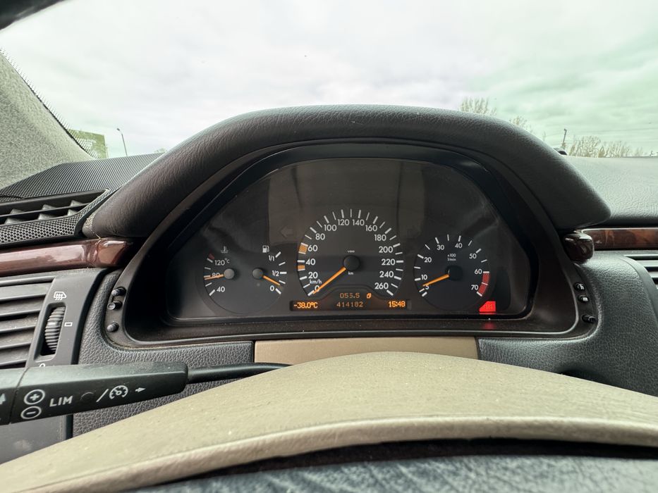 Мерседес бенс е-клас w210