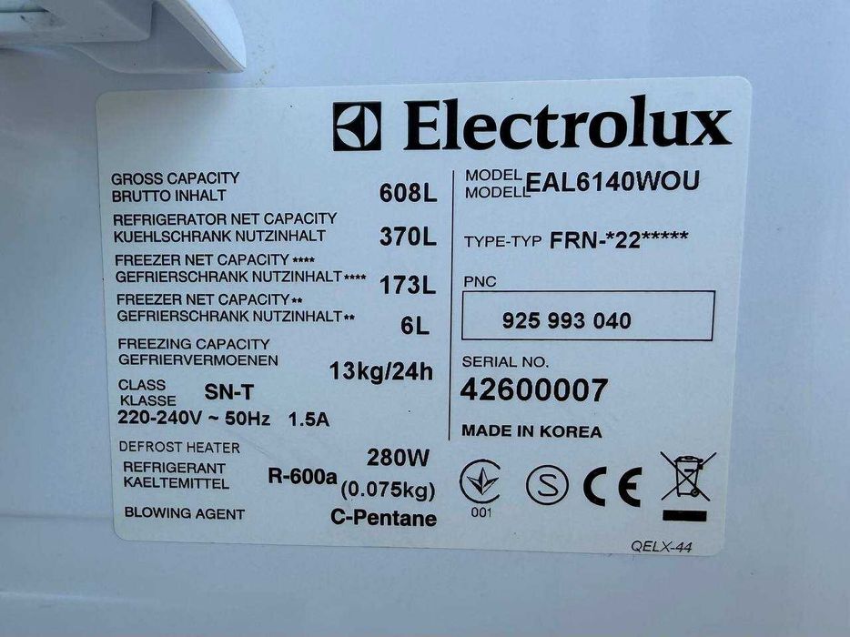 холодильник б/в Side by Side на двоє дверей Electrolux 180/90/70 Металік No Frost #06804