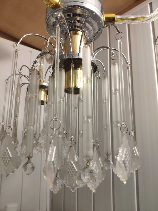 Люстра на потолок