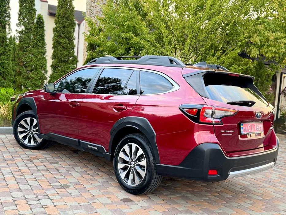 Продам Subaru Outback 2022
