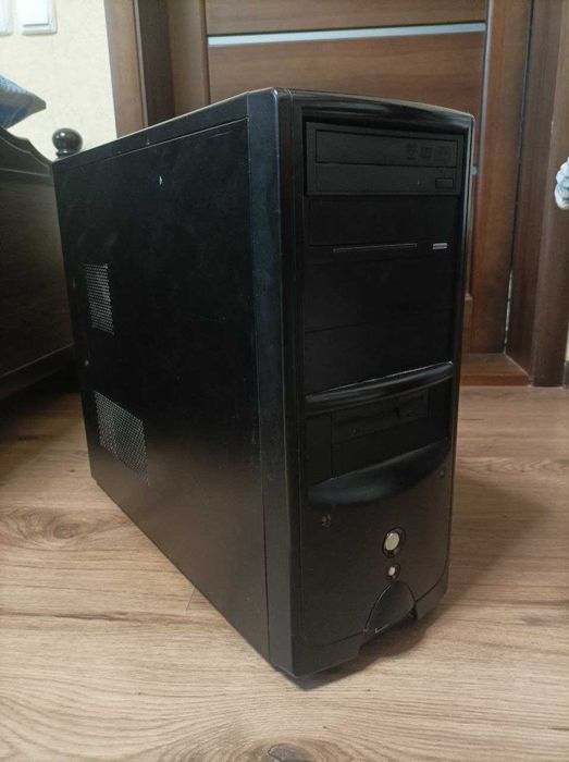 Продам комп'ютер для домашніх та офісних задач