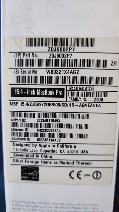 Macbook Pro 15,4" lekko uszkodzony A1286 bez dysku