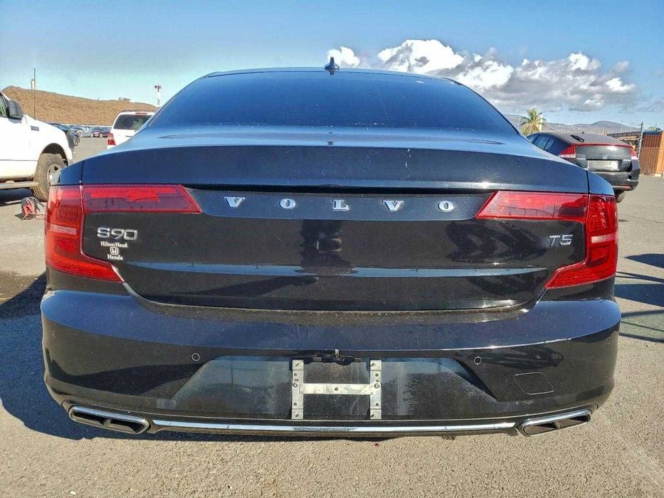 Volvo S90 T5 Momentum 2019