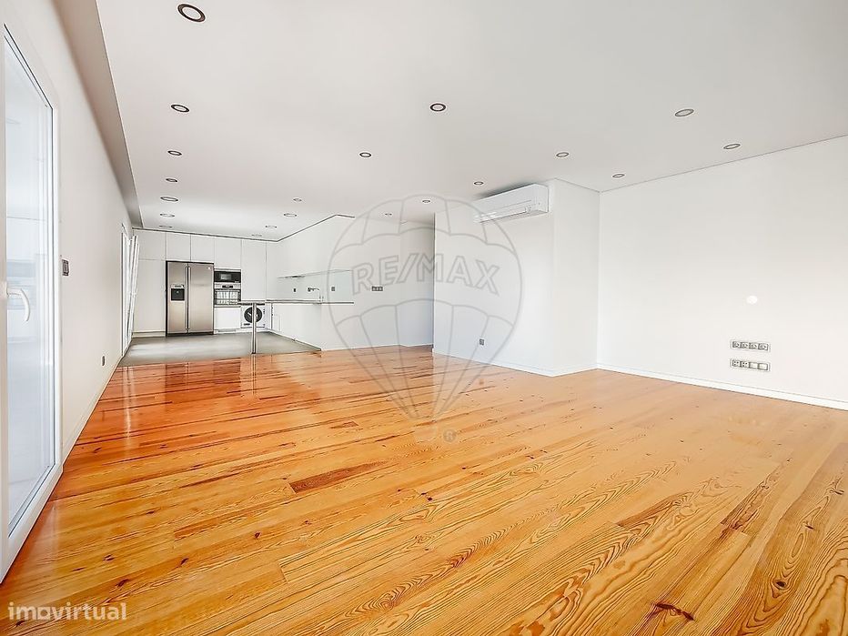 Apartamento T4 para venda