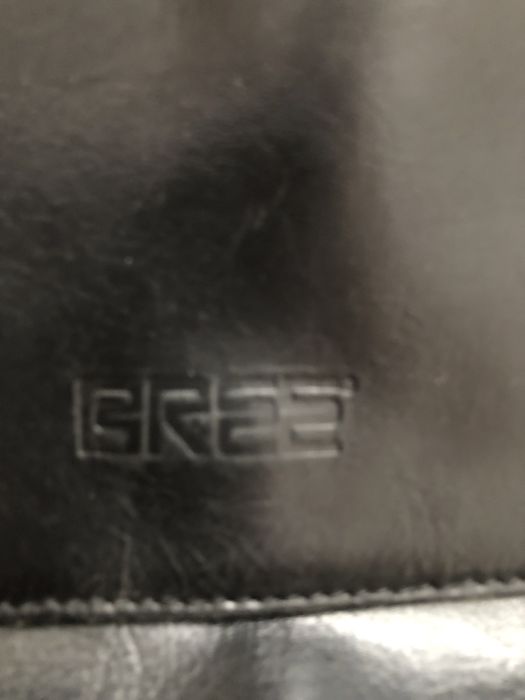 Сумка із натуральної шкіри.