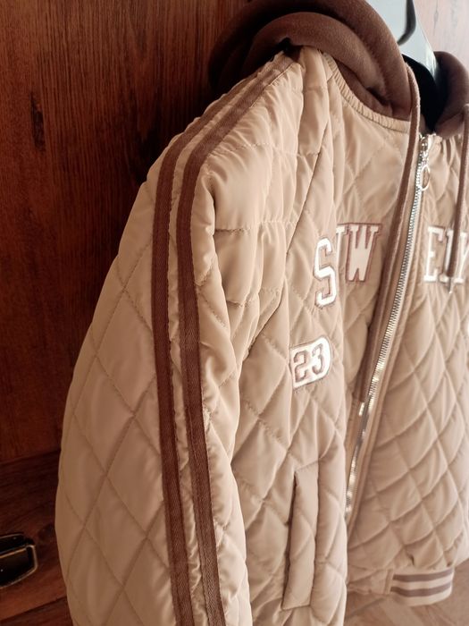 Куртка - бомбер для дівчинки