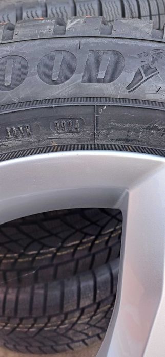 Nowe koła zimowe 19" audi q5 80A good year 24r