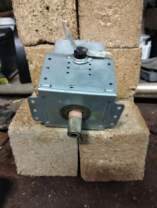 Magnetron de microondas