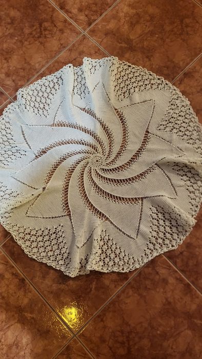 Panos/naperons brancos/bejes423970270914160645