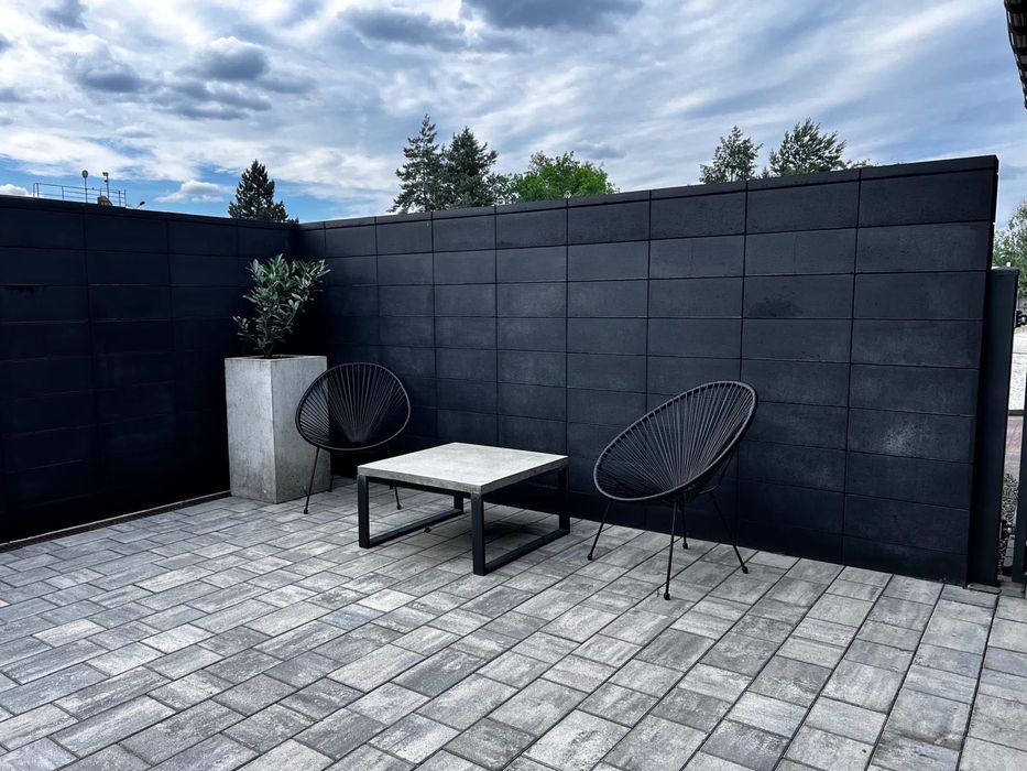 Bloczki ogrodzeniowe 20 zł sztuka 20x20x50 Sieradz Royale