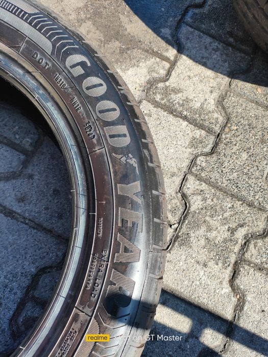 Goodyear Efficient Grip Performance 195/55/16