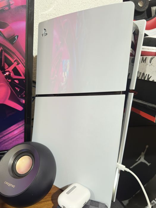 Ps5 standard 1tb slim !