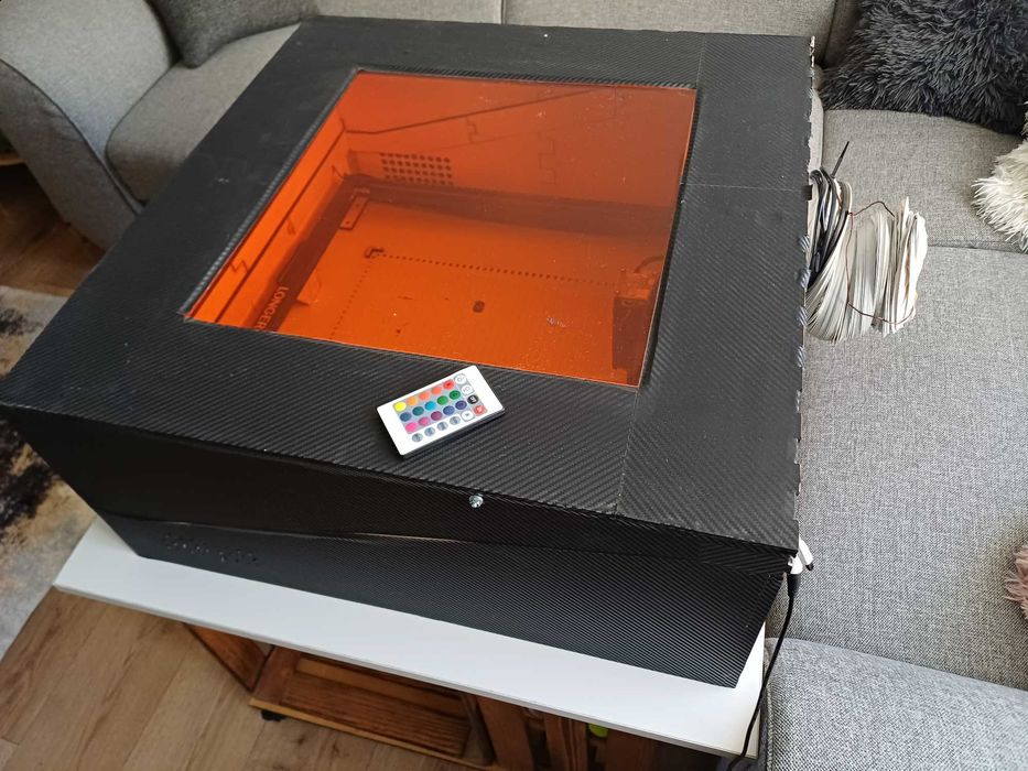 Obudowa z odciągiem do lasera grawerki