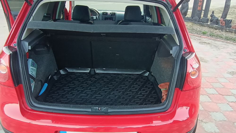 Volkswagen Golf 5 avtomat