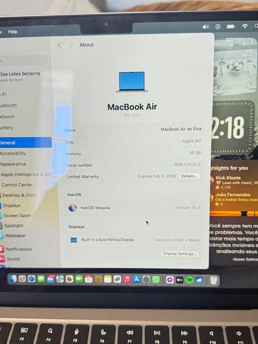 MacBook Air M2 13 polegadas 16GB de memoria unificada SSD de 256GB