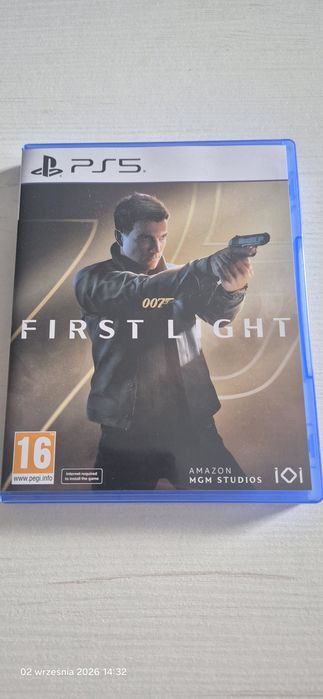007 first light PS5 PL