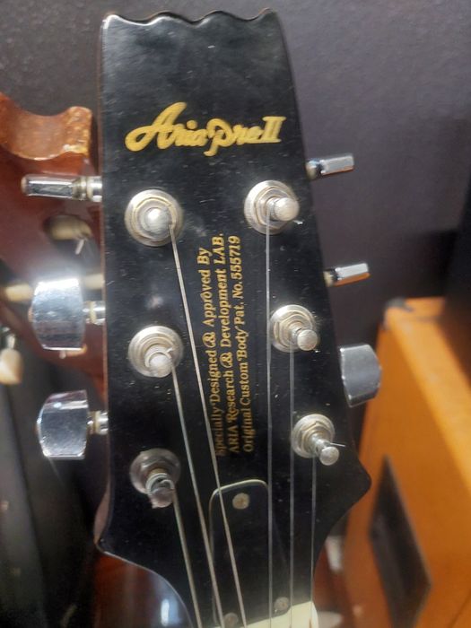 Guitarra vintage Aria Pro II
