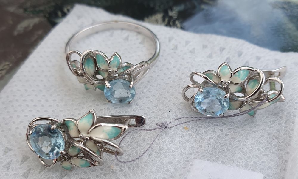 Kolczyki +piersionek  srebne