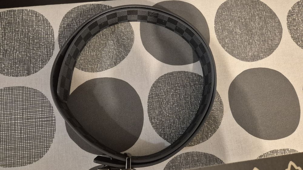 Cztery nowe paski LV