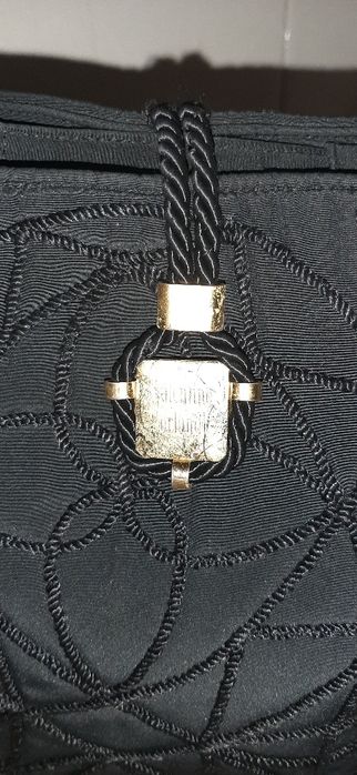 Mala de senhora  como nova.