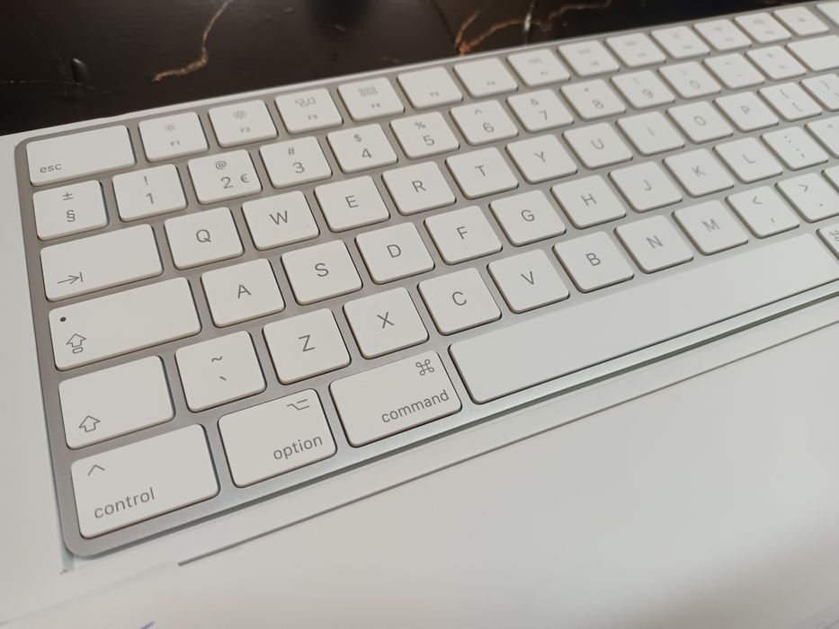 Klawiatura Apple magic A1843 biała