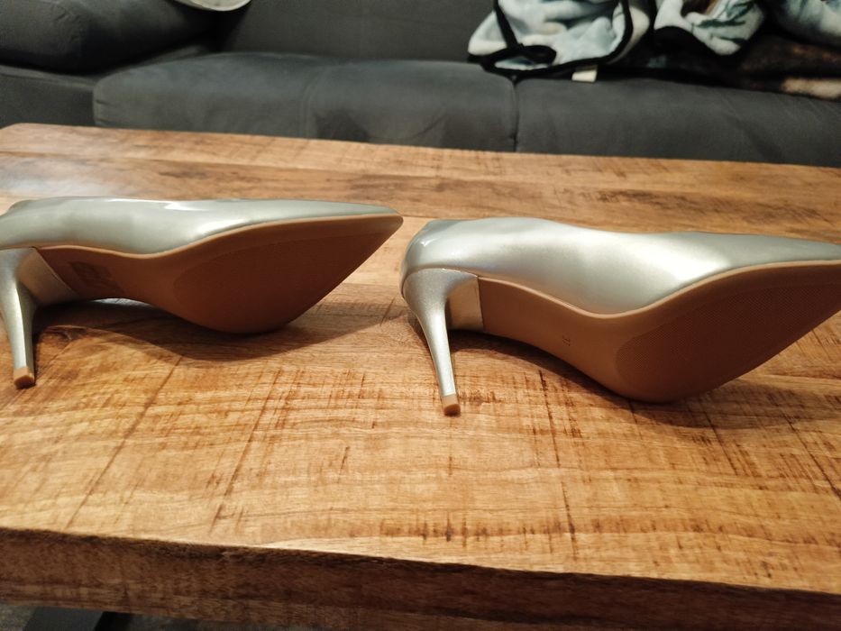 Szpilki damskie srebrne