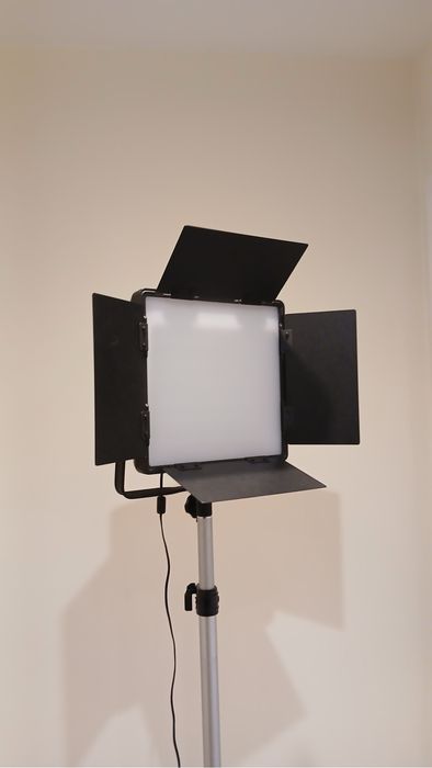 Lampa światła stałego Nan Guang CN-600 CSA