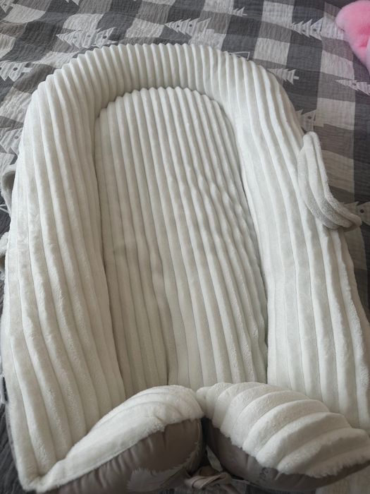 Кокон для немовля