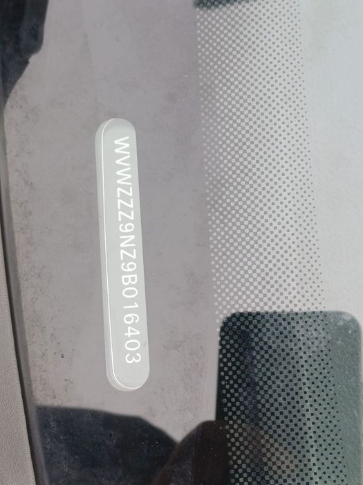 Volkswagen Polo в рідній фарбі