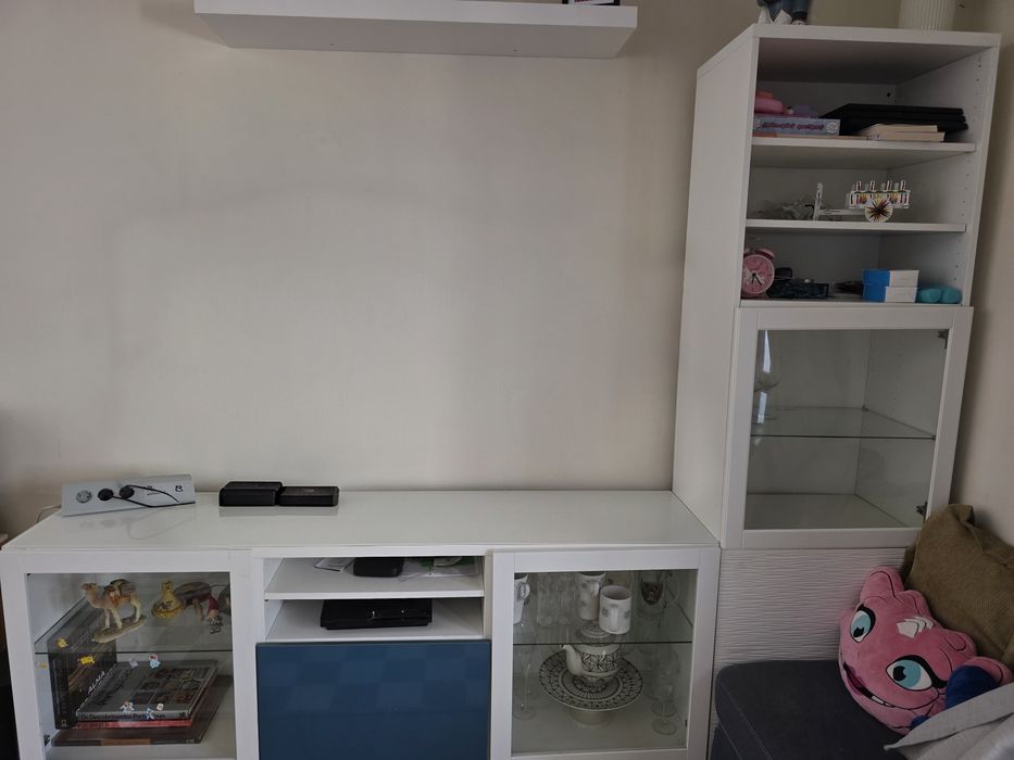 Movel de televisão com armário