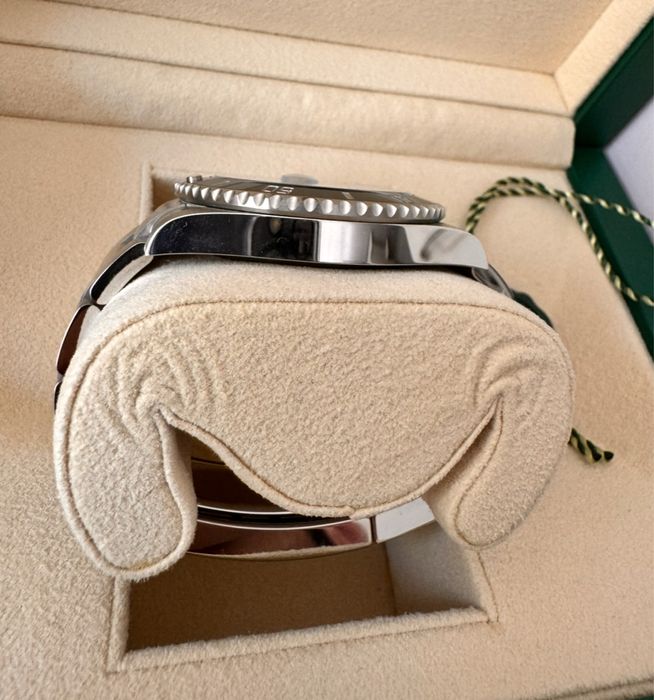 Rolex Submariner Date Novo