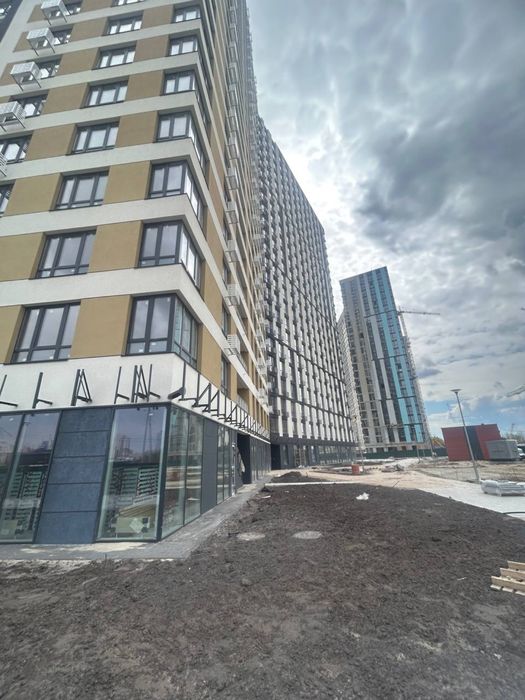 Без комісії! 1-кім, ЖК Н2О, генератори, власна набережна, переуступка