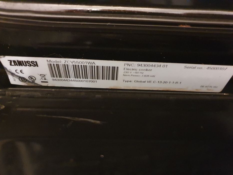 Kuchenka elektryczna z płytą ceramiczną Zanussi