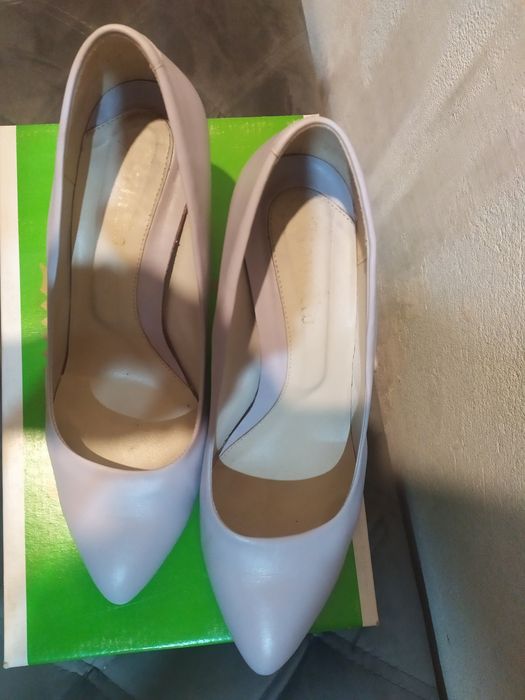 Туфлі шкіряні 38 р.