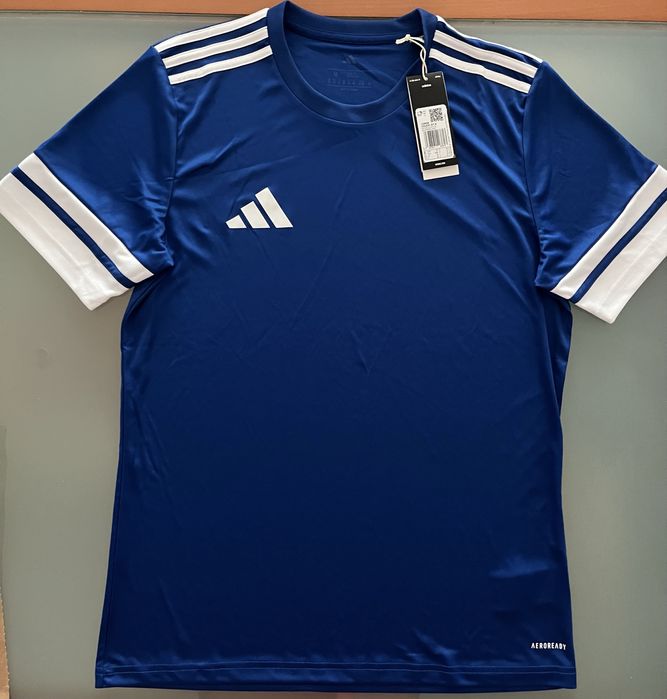 Tshirt adidas nova!
