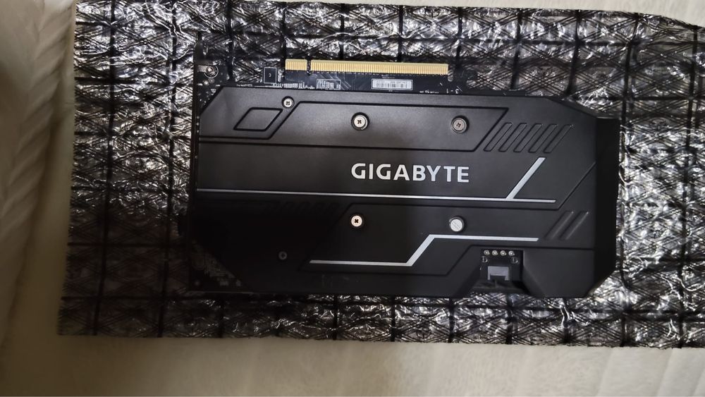 Graphics Card 1660 Super + Processor 2600495945944411023362