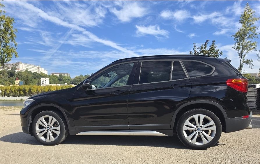 BMW X1 sDrive16d Advantage   2017 — photo 4