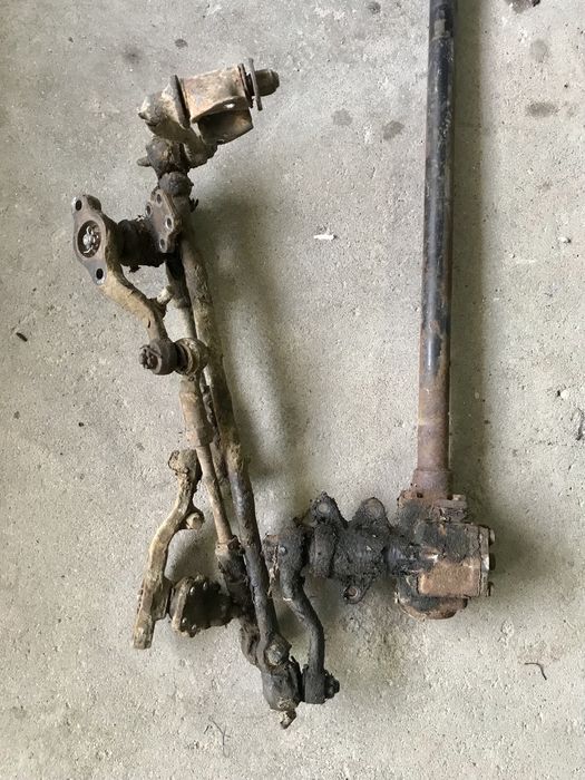 Coluna + Caixa direção Datsun 1200